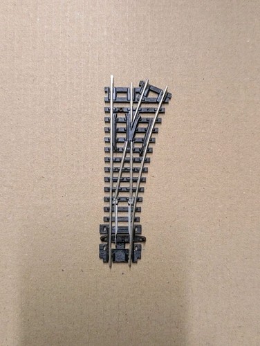 Peco right hand turnout - peco,